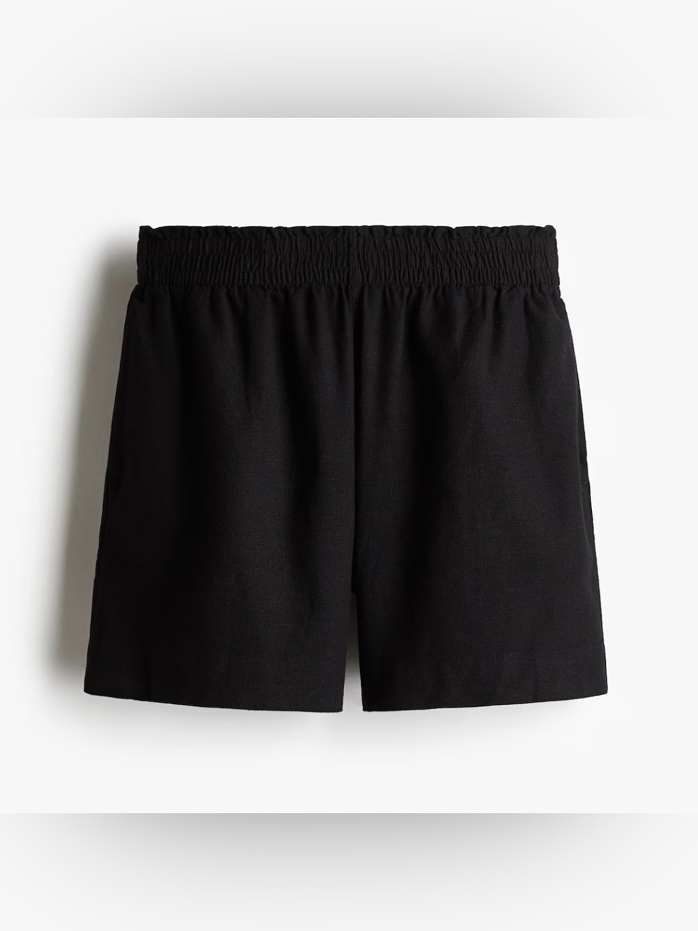 Women’s Linen Blend Shorts from H&M